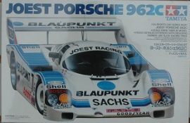 TAMIYA JOEST PORSCHE 962C