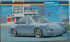 FUJIMI PORSCHE 911R COUPE 67