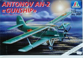 ITALERI ANTONOV AN-2 "GUNSHIP"