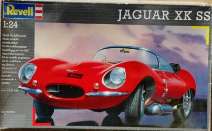 REVELL JAGUAR XK SS