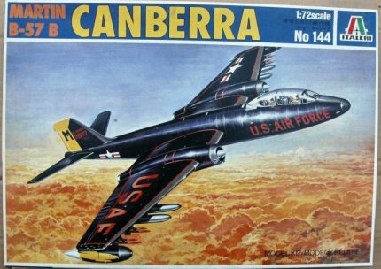 ITALERI MARTIN B-57 B CANBERRA