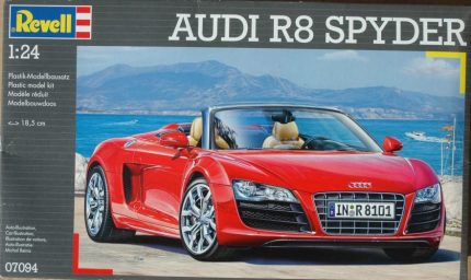 REVELL AUDI R8 SPYDER