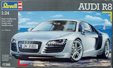 REVELL AUDI R8