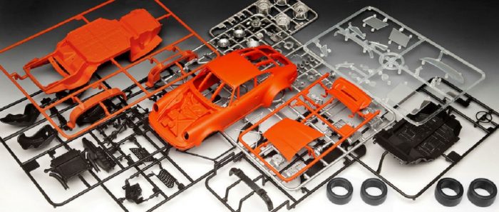 REVELL PORSCHE 934 RSR JAGERMEISTER MOTORSPORT – Image 3