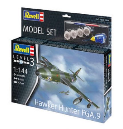 REVELL 03833 HAWKER HUNTER FGA.9